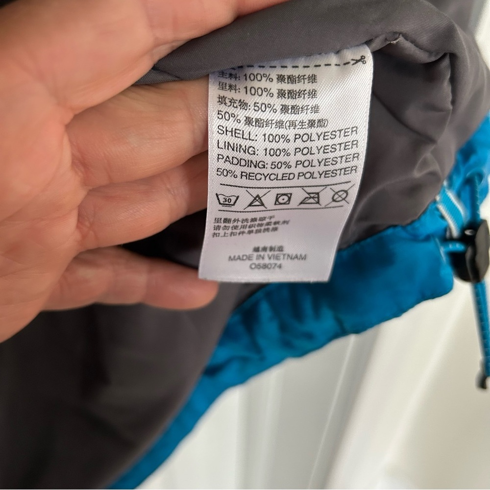 Adidas Men's Blue Puffer Vest (mens size M) - Picture 7 of 9